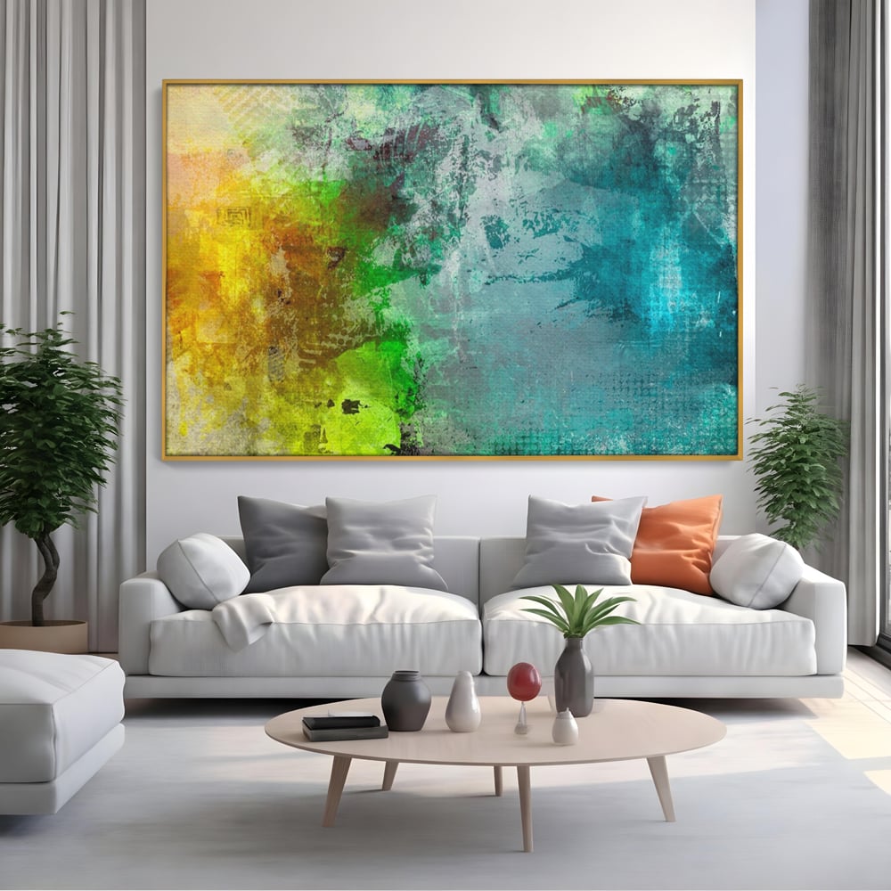 Tablou canvas cu tablou canvas cu compozitie abstracta, in rama de aluminiu auriu, pe perete intr-un living